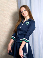 nice lovely cheerleader babe willing to goes wilder and hotter than posing cute